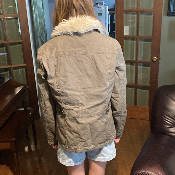 Roots rare blue label vintage green trucker coat with fake fur collar - Picture 2 of 6